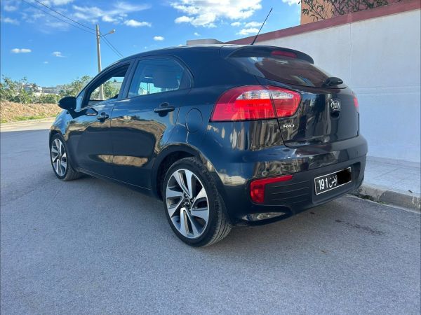 KIA Rio 5p 