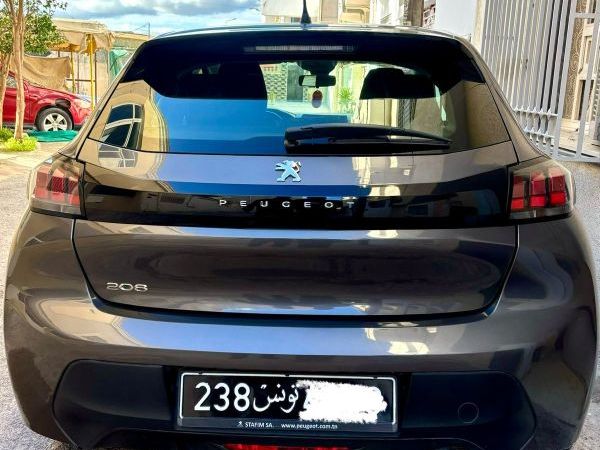 Peugeot 208 