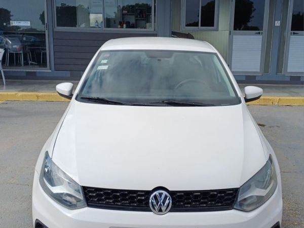 Volkswagen Polo Sedan 