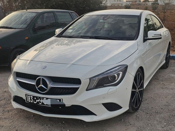 Mercedes-Benz CLA 