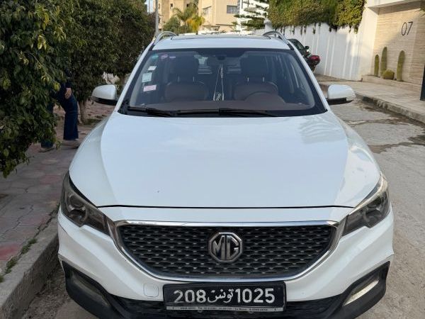MG ZS 