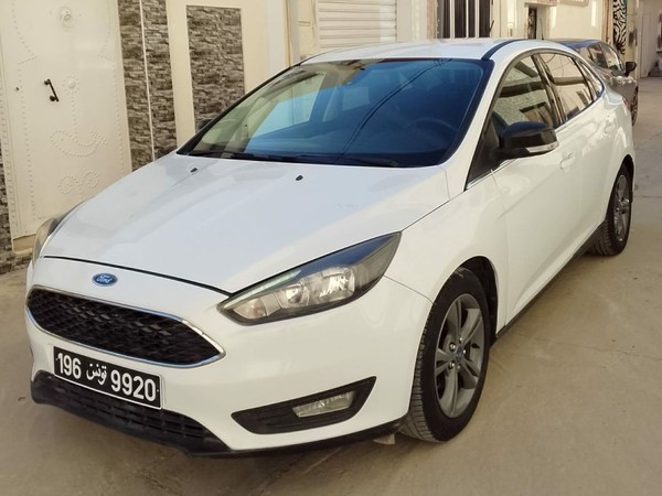 Ford Focus sedan 