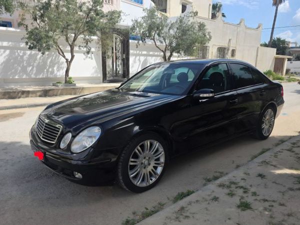 Mercedes-Benz Classe E 110000km Seulement !!!
