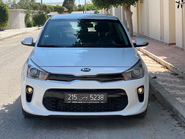 KIA Rio 5p 