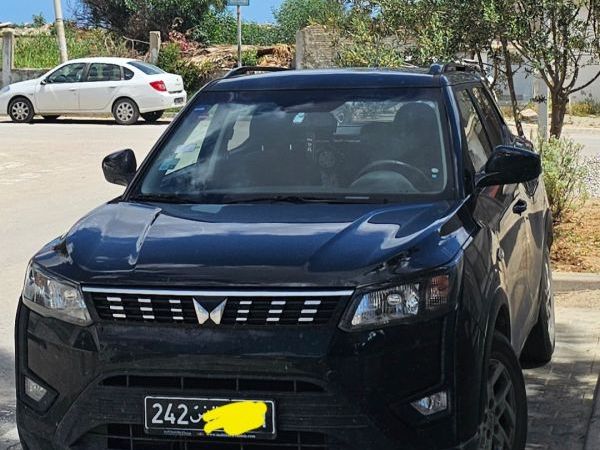 Mahindra XUV 300 