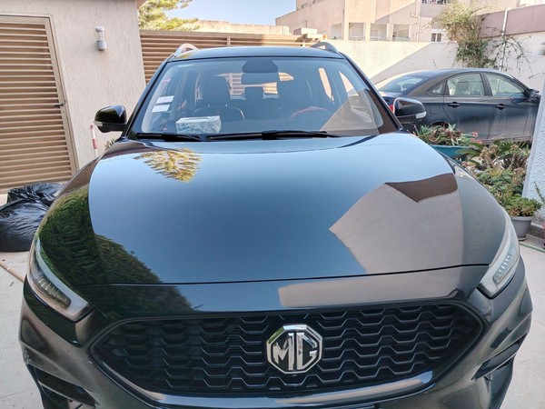 MG ZS 