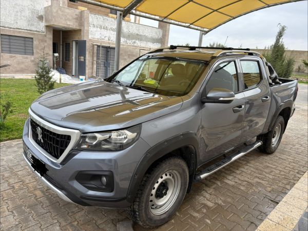 Peugeot Landtrek Double Cabine 