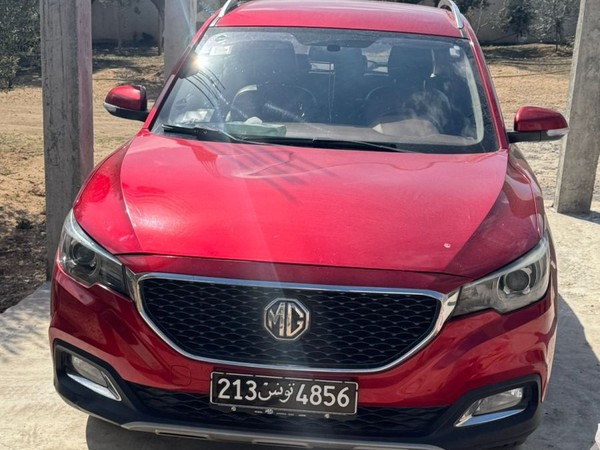 MG ZS 