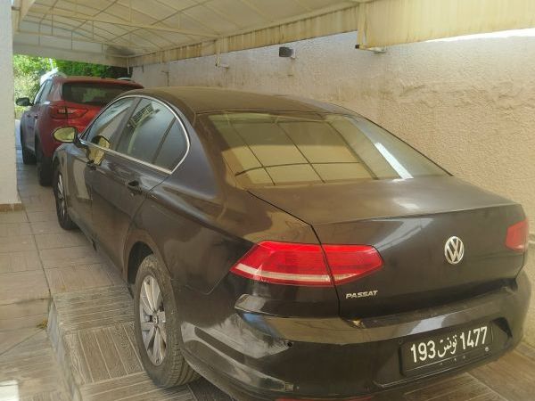 VOLKSWAGEN PASSAT DESIGN