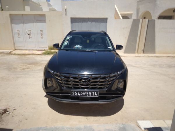 HYUNDAI TUCSON HIGH GRADE